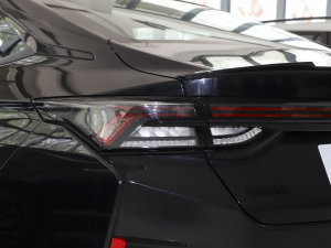 2023款1.5T 超幻潮爸版 尾灯