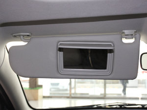 2011款1.6L 手动尊贵版 空间座椅