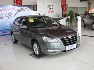 2011款1.6L 手动尊贵版 整体外观