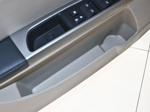 20111.6L Ԅ(dng)Ű ǰT(mn)(ch)g