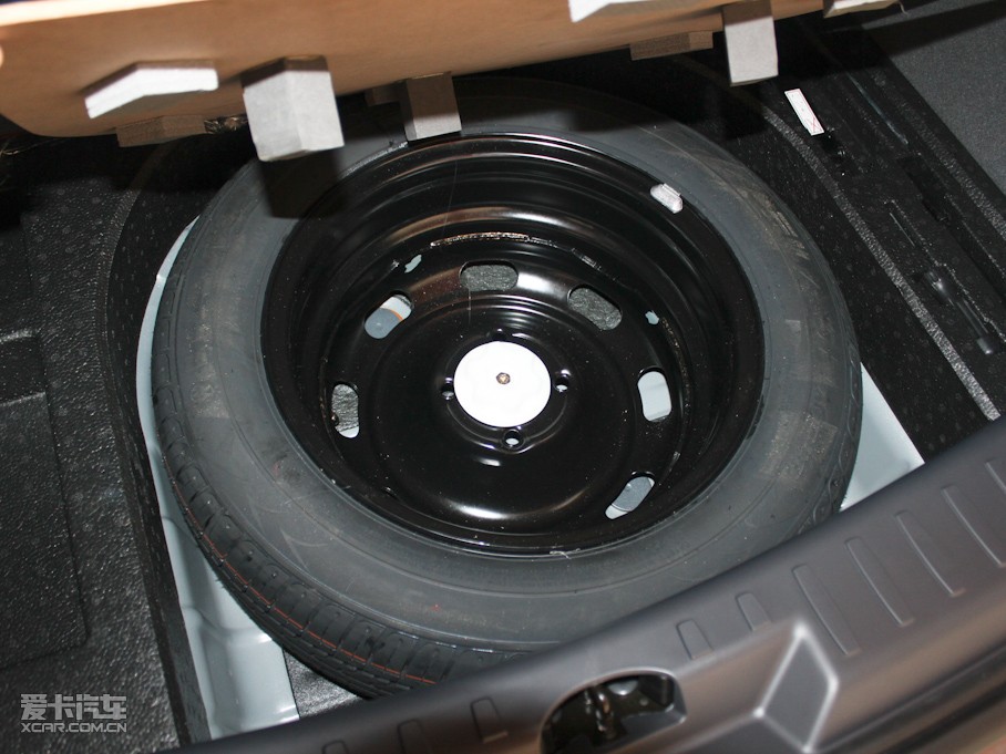 2011LCROSS 1.6L քݰ