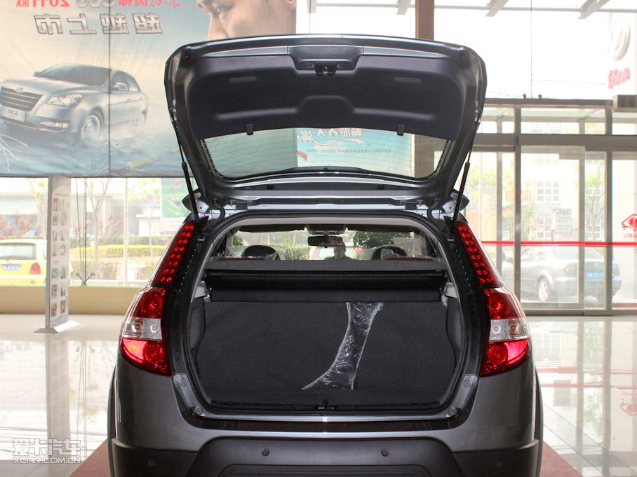 2011LCROSS 1.6L քݰ