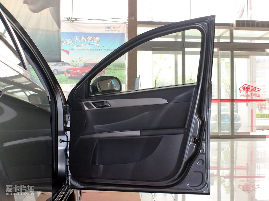 2011LCROSS 1.6L քݰ