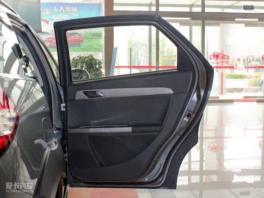 2011LCROSS 1.6L քݰ