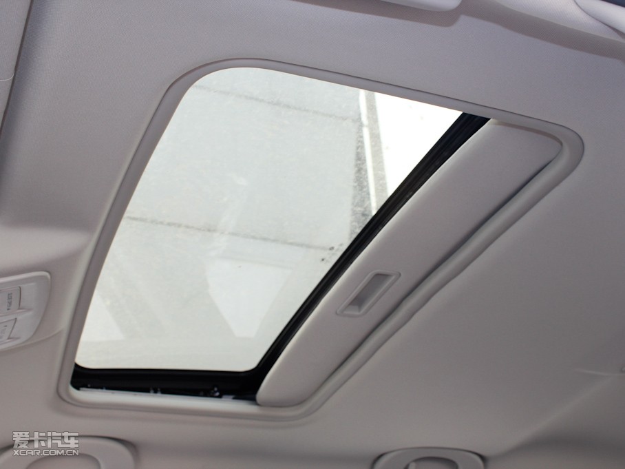 2011LCROSS 1.6L քݰ