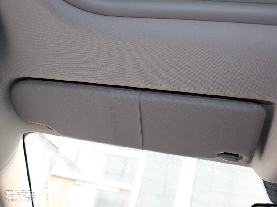 2011LCROSS 1.6L քݰ