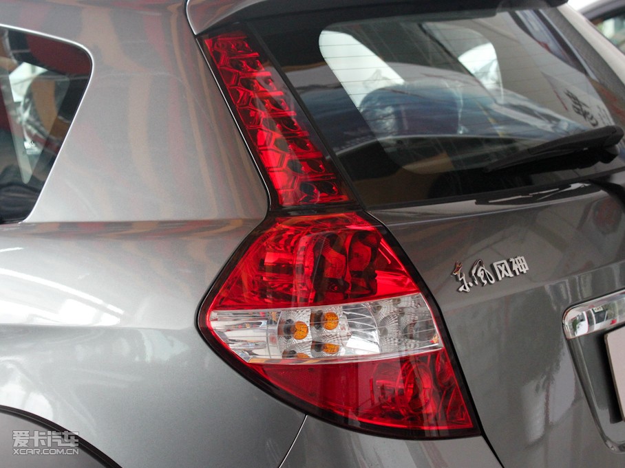 2011���L��CROSS 1.6L �ք����ݰ�