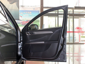 2011款1.6L 手动尊逸版 空间座椅