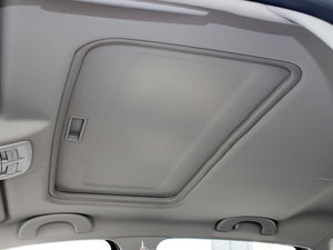 2011款1.6L 手动尊逸版 空间座椅