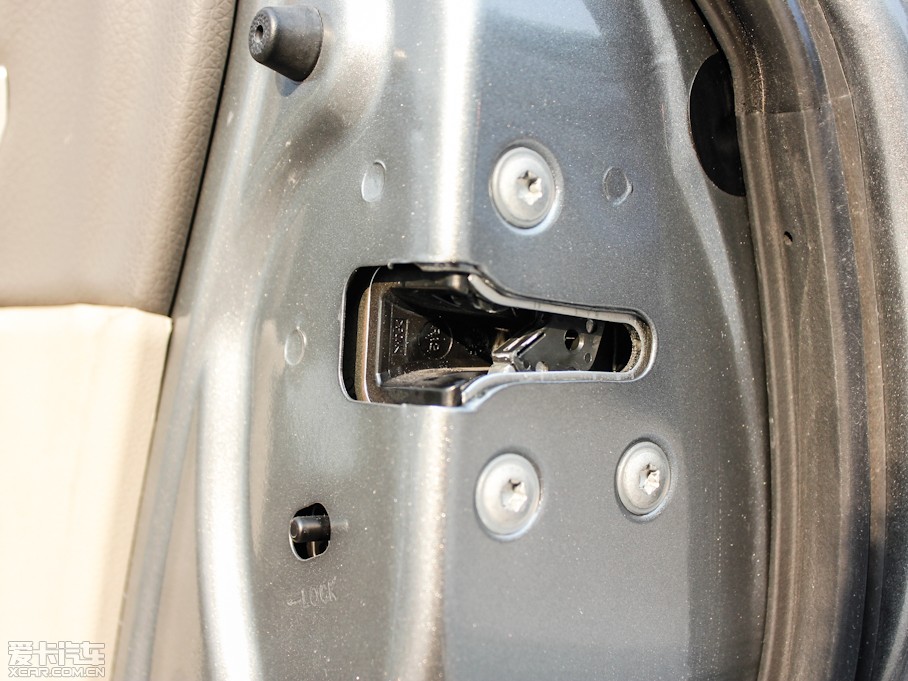 2012L(fng)A60 2.0L CVTƼ