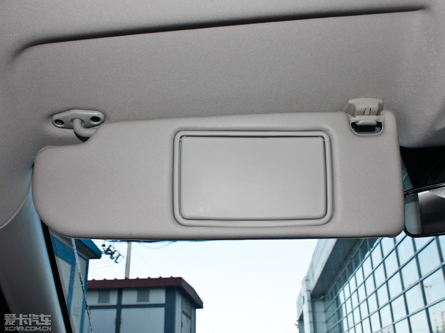 2012���L��CROSS 1.6L �ք����а�