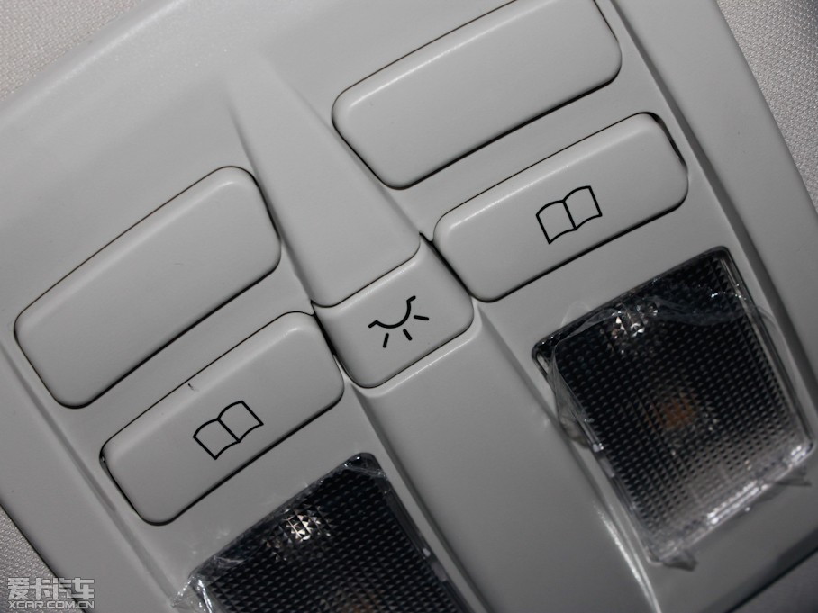 2012���L��CROSS 1.6L �ք����а�