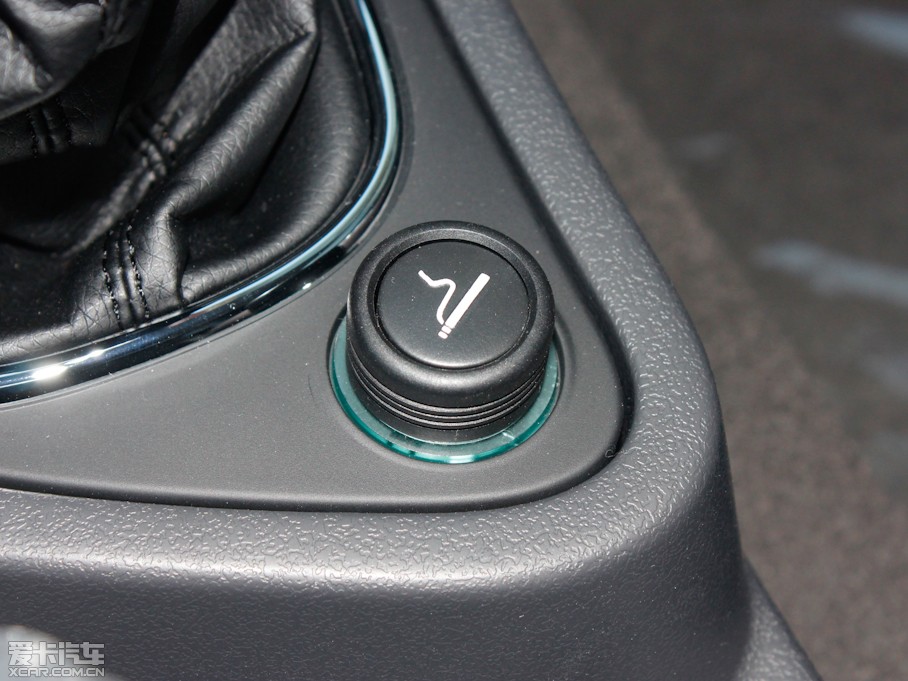 2012���L��CROSS 1.6L �ք����а�