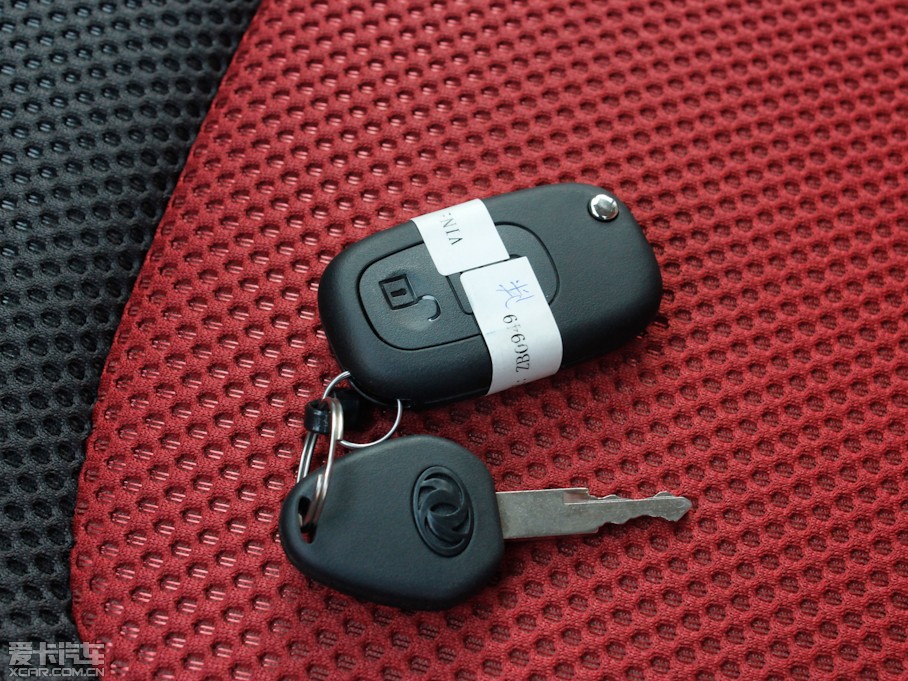 2012���L��CROSS 1.6L �ք����а�