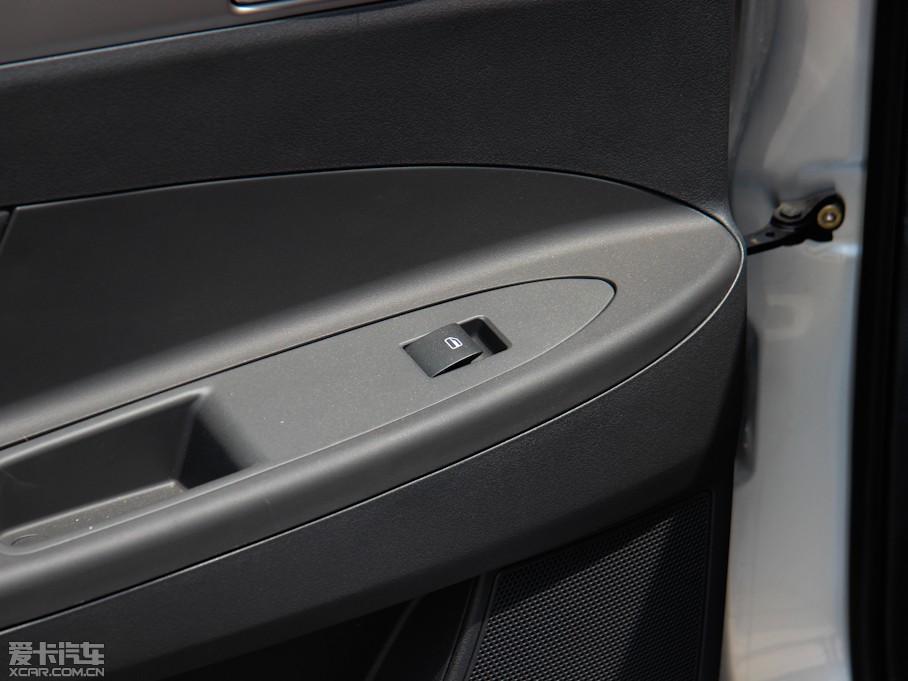 2012LCROSS 1.6L քݰ