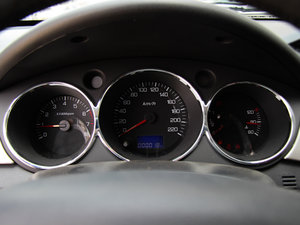 2012款1.6L 手动尊逸版 仪表