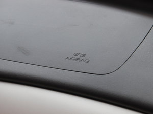 2012款1.6L 手动尊逸版 中控区