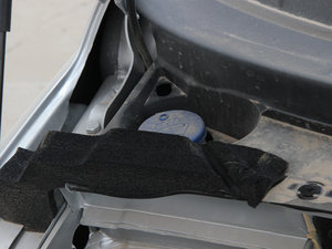 2012款1.6L 手动尊逸版 其它