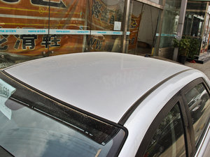 2013款1.6L 手动尊雅版 车顶
