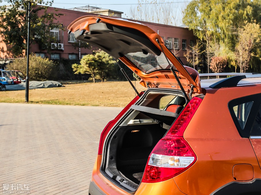 2013L(fng)CROSS 1.5L Ԅ(dng)ݰ