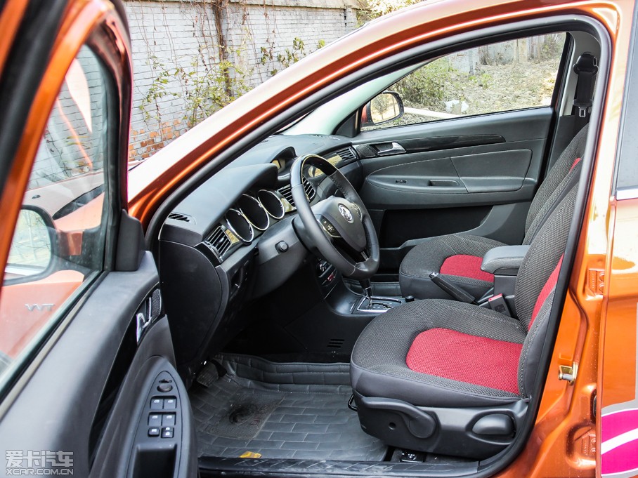 2013L(fng)CROSS 1.5L Ԅ(dng)ݰ