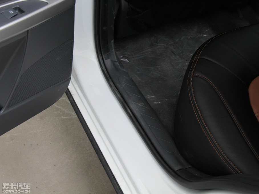 2014LCROSS 1.5L քӸж