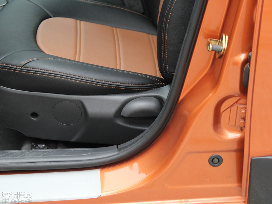 2014L(fng)CROSS 1.5L Ԅ(dng)а