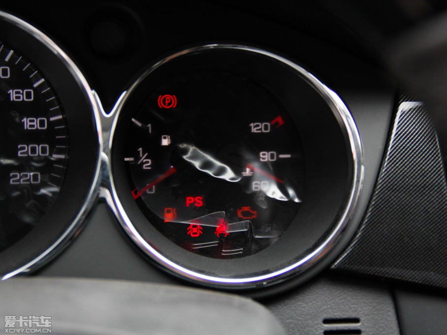 2014L(fng)CROSS 1.5L Ԅ(dng)а