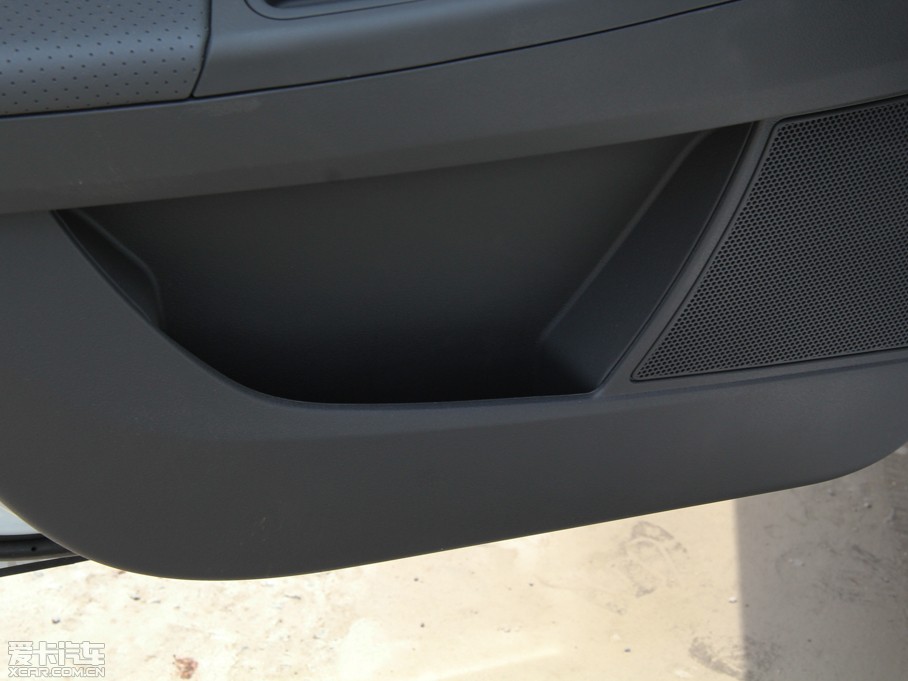 2014LCROSS { 1.5L Ԅ