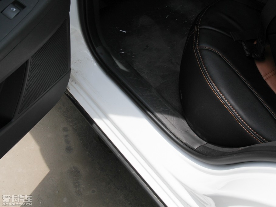 2014LCROSS { 1.5L Ԅ