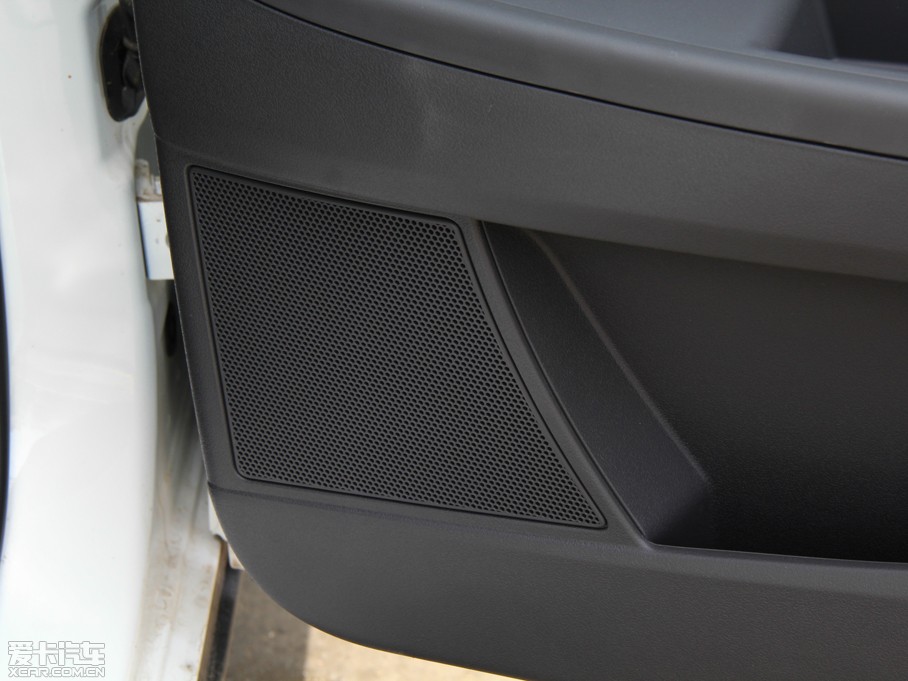 2014LCROSS { 1.5L Ԅ