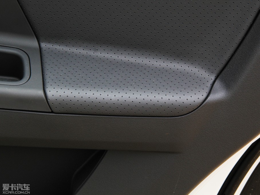 2014L(fng)CROSS { 1.5L Ԅ