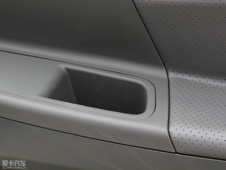 2014LCROSS { 1.5L Ԅ