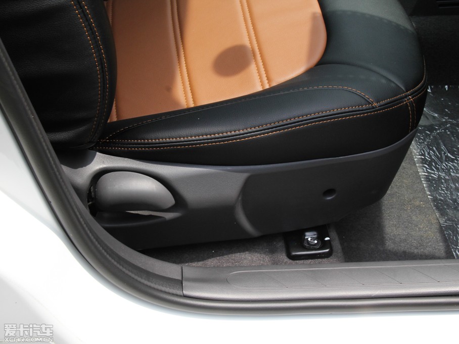 2014L(fng)CROSS { 1.5L Ԅ