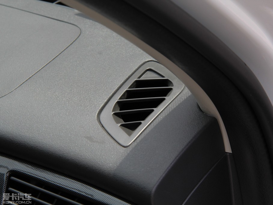 2014L(fng)CROSS (l){ 1.5L Ԅ(dng)