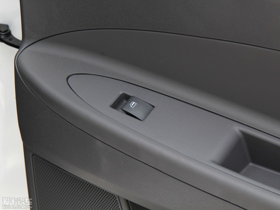 2014LCROSS { 1.5L Ԅ