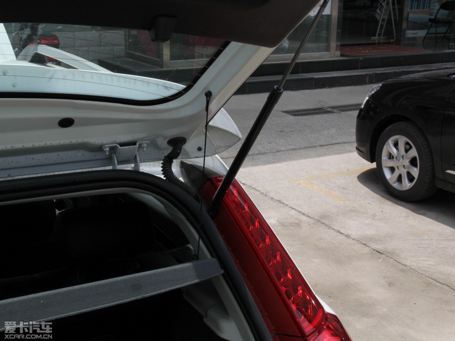 2014LCROSS { 1.5L Ԅ