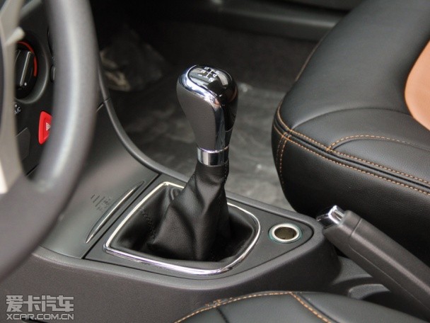 東風風神2014款風神CROSS