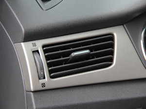 2014款1.5L 手动感恩版 空间座椅