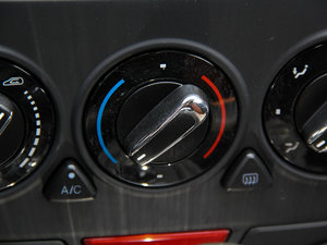 2014{ 1.5L Ԅ п؅^