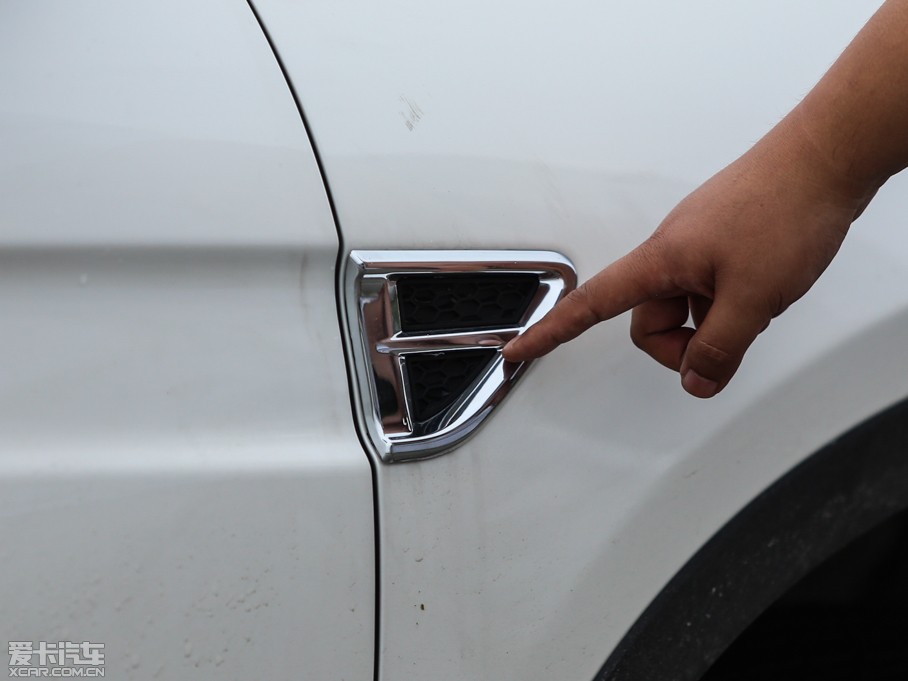 2015|L(fng)L(fng)AX7 2.3L Ԅ(dng)