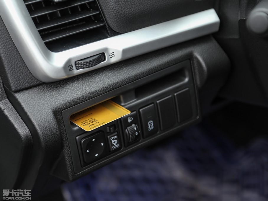 2015|L(fng)L(fng)AX7 2.3L Ԅ(dng)