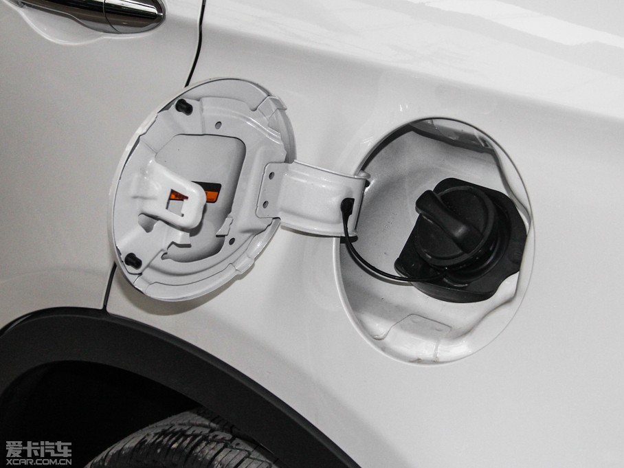 2015|L(fng)L(fng)AX7 2.3L Ԅ(dng)