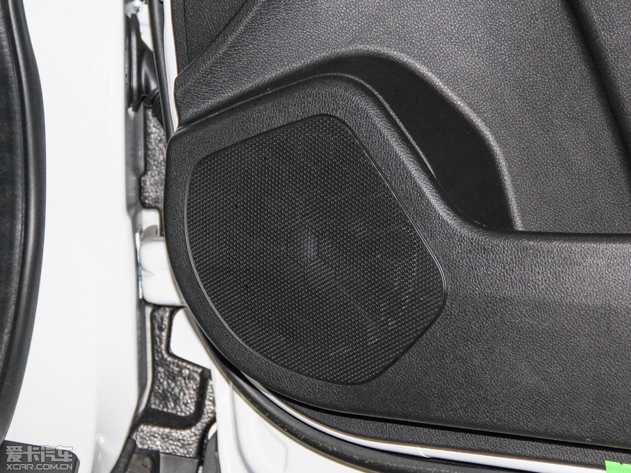 2015|L(fng)L(fng)AX7 2.3L Ԅ