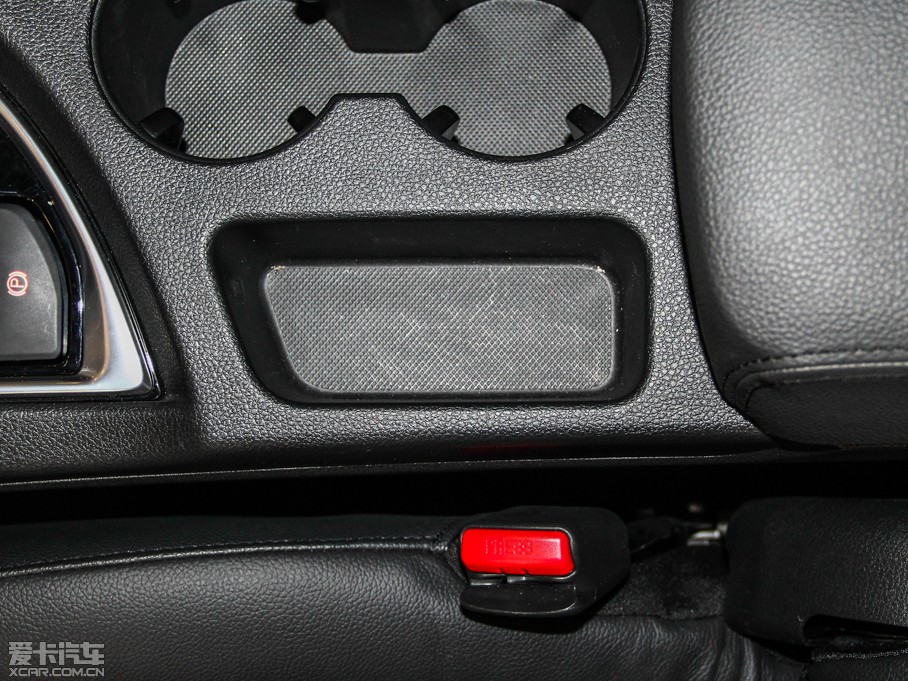 2015|L(fng)L(fng)AX7 2.3L Ԅ