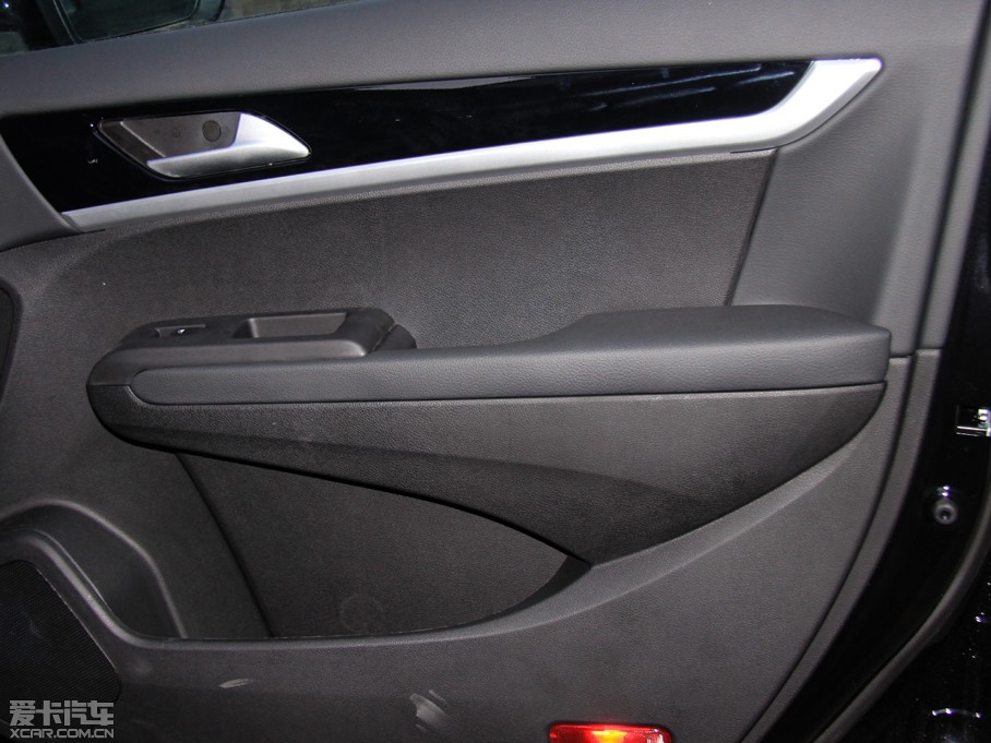 2015|LLAX7 2.0L քǐ