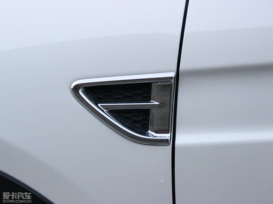 2015|L(fng)L(fng)AX7 2.0L Ԅǐ