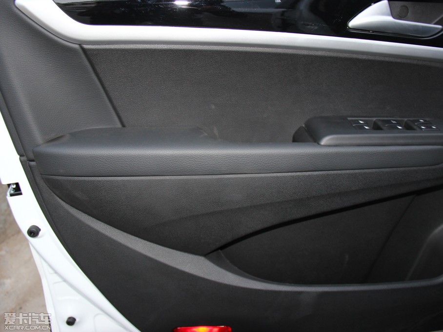 2015|LLAX7 2.0L Ԅǐ