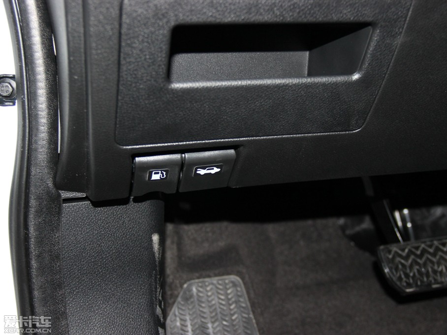 2015|L(fng)L(fng)AX7 2.0L Ԅ(dng)ǐ