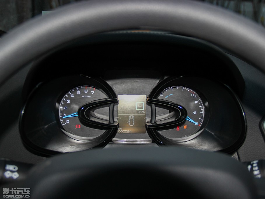 2015|L(fng)L(fng)AX7 2.0L Ԅ(dng)ǐ